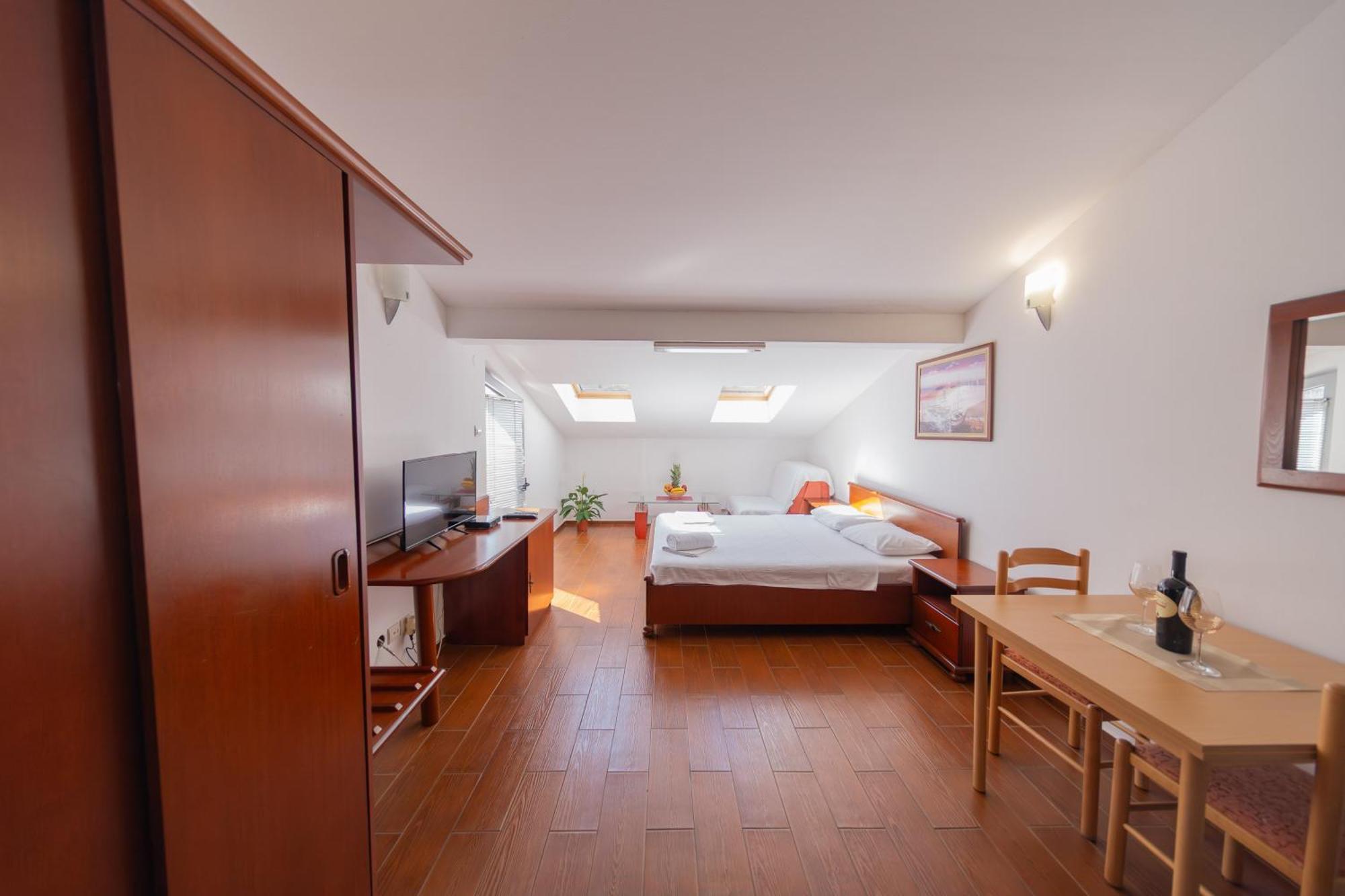 Sms Apartments Будва Экстерьер фото
